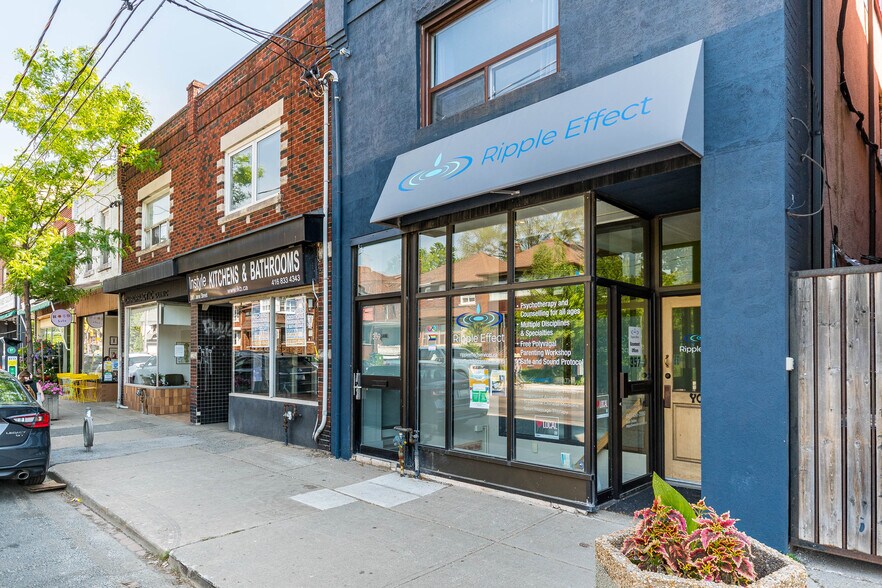357 Jane St, Toronto, ON à louer - Photo de l’immeuble – Image 2 sur 3