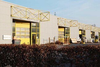 Plus de détails pour Local d'activités à louer