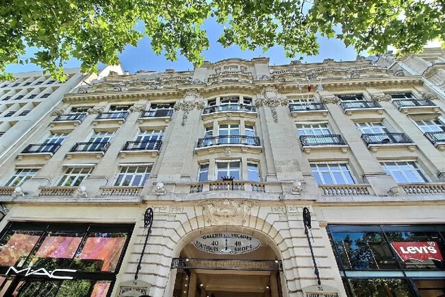 Plus de détails pour 76-78 Avenue Des Champs Elysées, Paris - Bureau à louer