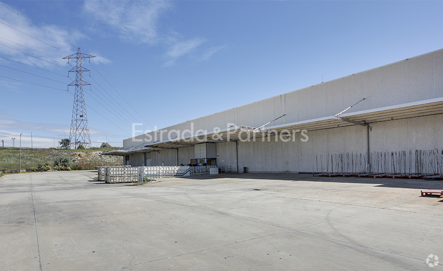 Industriel/Logistique dans Getafe, Madrid à louer - Photo de l’immeuble – Image 2 sur 14