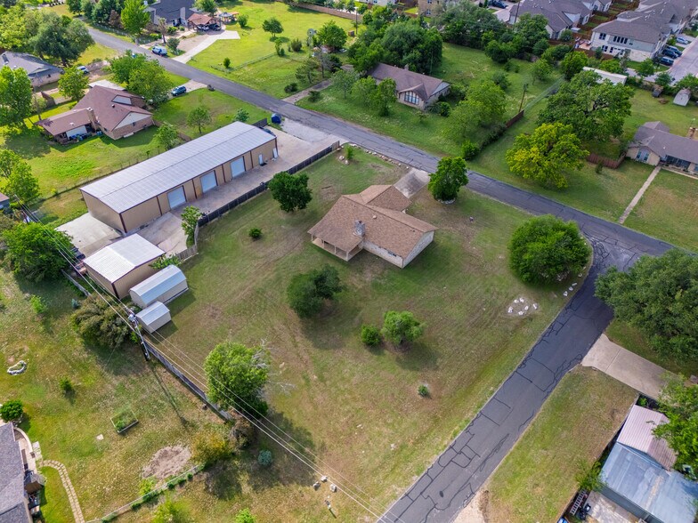 1612 Shenandoah Dr, Cedar Park, TX à vendre - Photo de l’immeuble – Image 2 sur 39