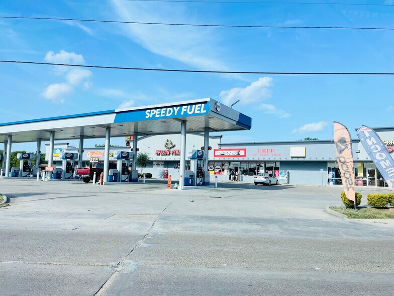 1901 Allen Genoa Rd, Pasadena, TX à louer - Photo de l’immeuble – Image 1 sur 7