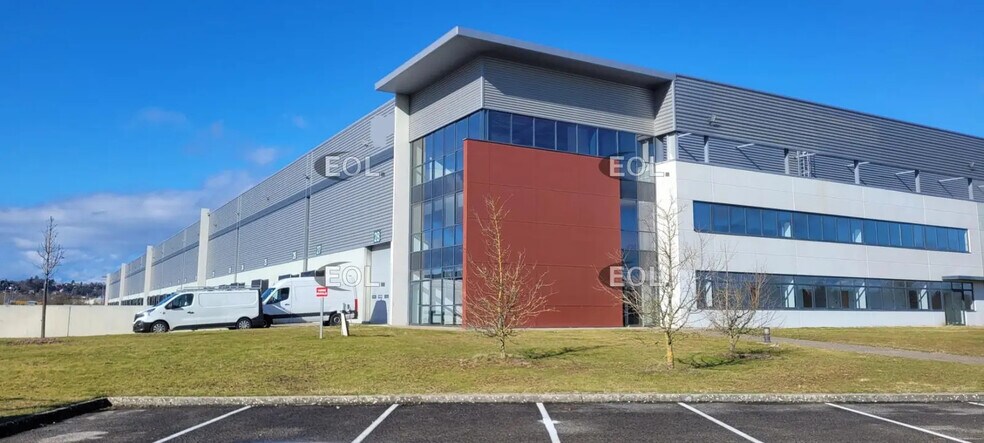 Industriel/Logistique dans Saint-Quentin-Fallavier à louer - Photo de l’immeuble – Image 1 sur 8