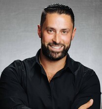 Avi Knopf