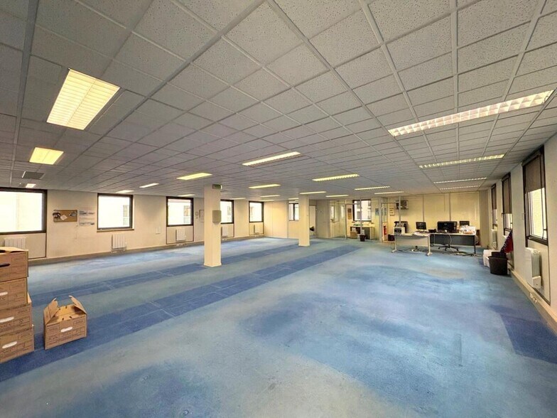 Bureau dans Chatou à vendre - Photo intérieure – Image 3 sur 7
