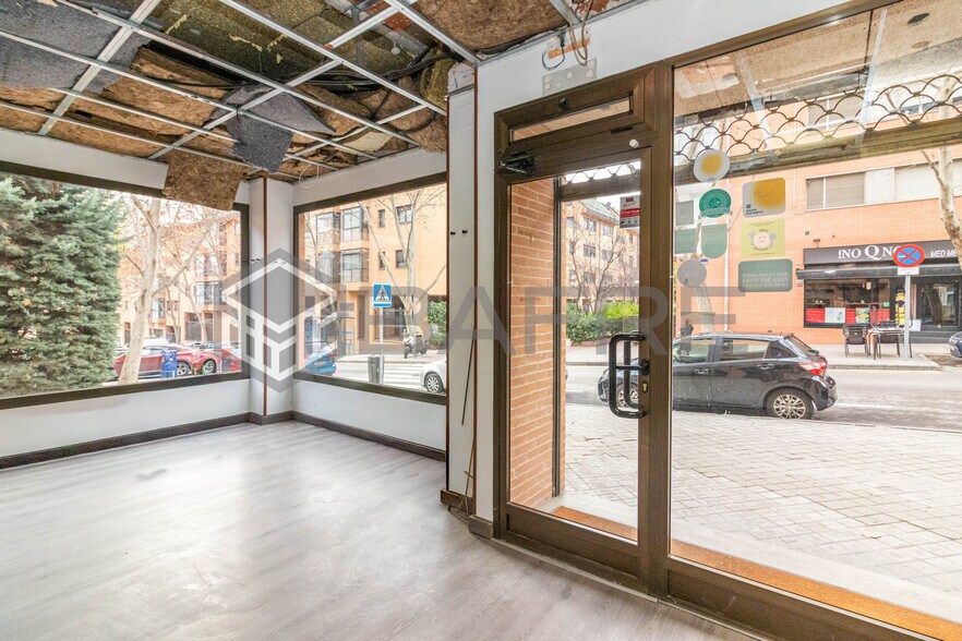 Immeuble residentiel dans Madrid, Madrid à vendre - Photo intérieure – Image 2 sur 2