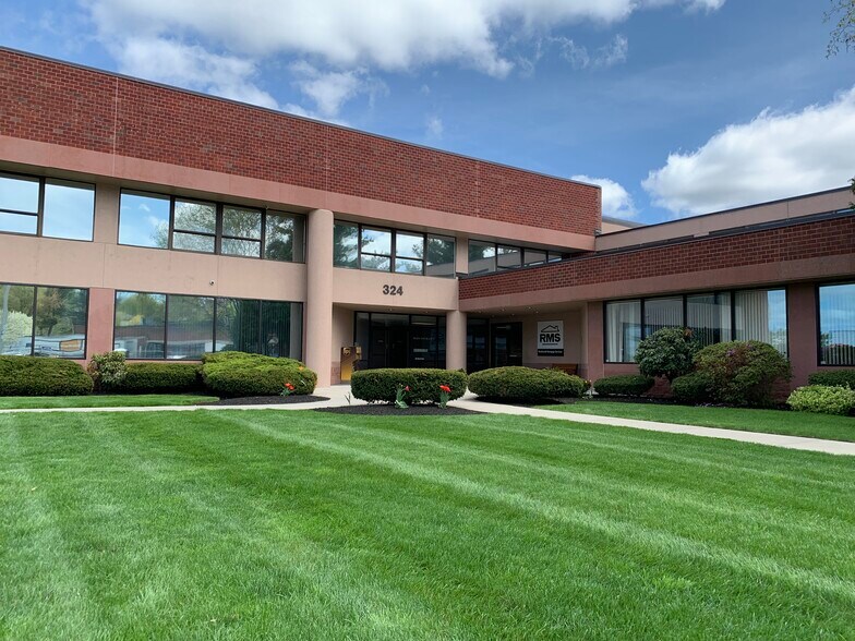 324-330 Grove St, Worcester, MA à louer - Photo de l’immeuble – Image 2 sur 4