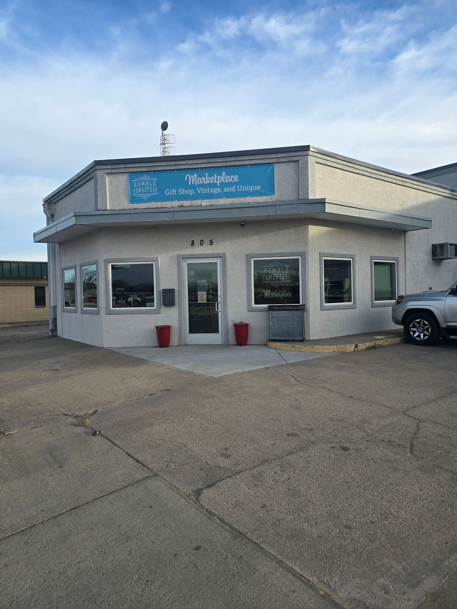 805 W Main St, Sterling, CO à vendre Photo de l’immeuble– Image 1 sur 7