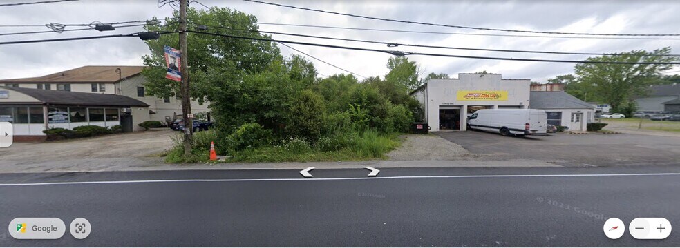 329 Rt 52, Carmel, NY à vendre - Photo de l’immeuble – Image 3 sur 5