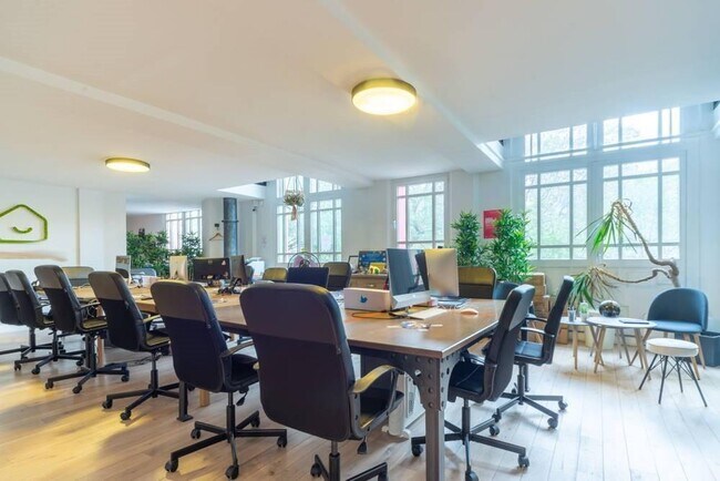 Plus de détails pour Bureau à louer