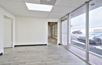 4901 Milwee St, Houston, TX à louer Photo intérieure– Image 2 sur 5