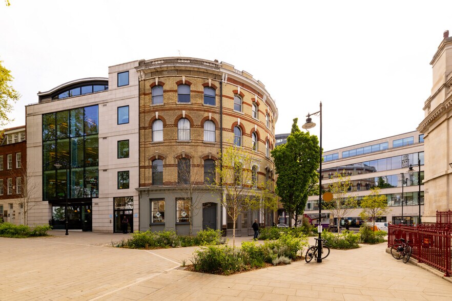 19-21 Clerkenwell Green, Londres à louer - Photo de l’immeuble – Image 2 sur 23