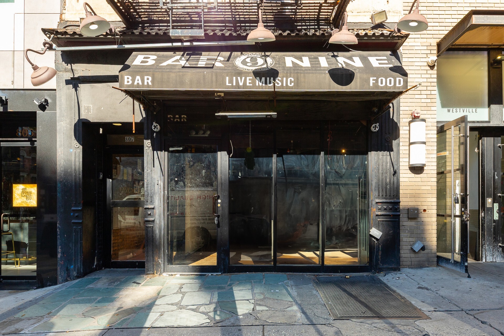 807 9th Ave, New York, NY à louer Photo de l’immeuble– Image 1 sur 8