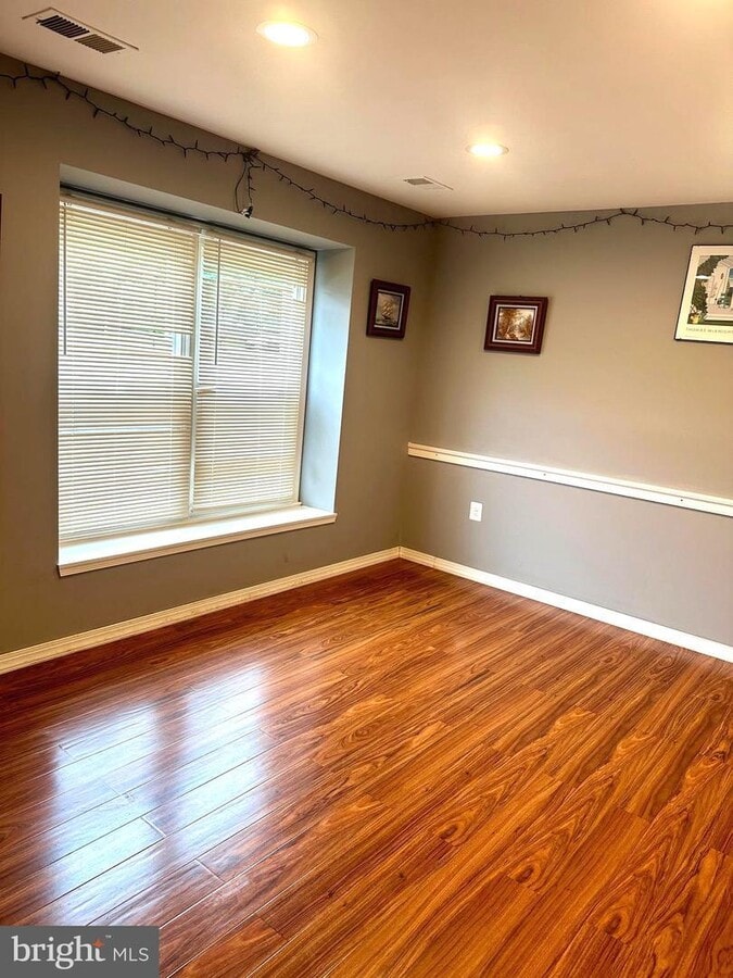 15829-15843 Crabbs Branch Way, Rockville, MD 20855 - Lot 15835-A -  - Photo intérieure - Image 1 of 9