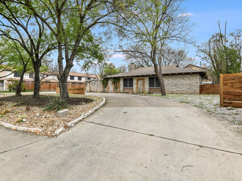 1610 Wheless Ln, Austin, TX à louer - Photo de l’immeuble – Image 2 sur 18