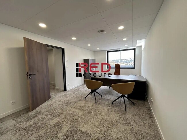 Plus de détails pour Bureau à louer