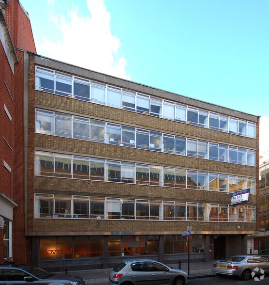 8-11 St Johns Ln, Londres à louer - Photo de l’immeuble – Image 2 sur 7