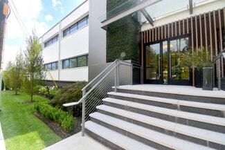 Plus de détails pour 1 Plaza Rd, Greenvale, NY - Bureau, Local d'activités à louer