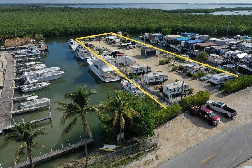 199 Morris Ave, Key Largo, FL à vendre - Photo de l’immeuble – Image 2 sur 24