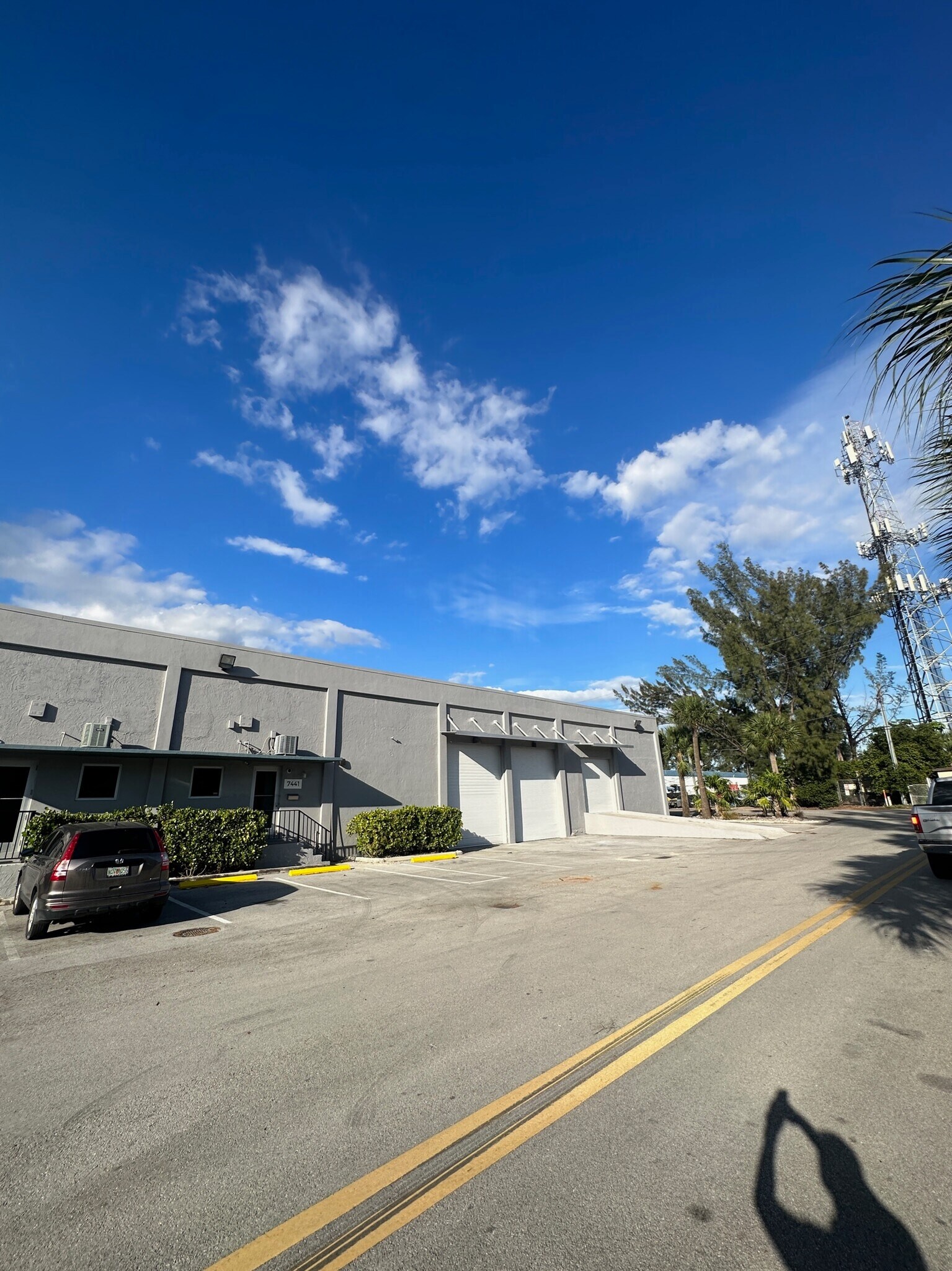 7441-7571 NW 78th St, Medley, FL à louer Photo de l’immeuble– Image 1 sur 25