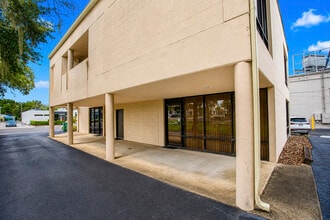 385 W Fairbanks Ave, Winter Park, FL à louer Photo de l’immeuble– Image 1 sur 35