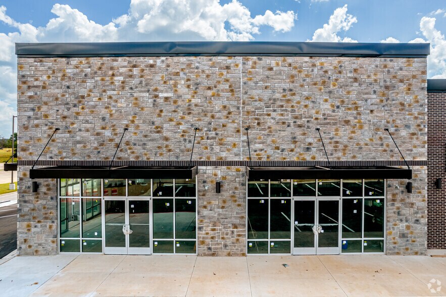 1345 Henri De Tonti, Springdale, AR à louer - Photo de l’immeuble – Image 2 sur 13