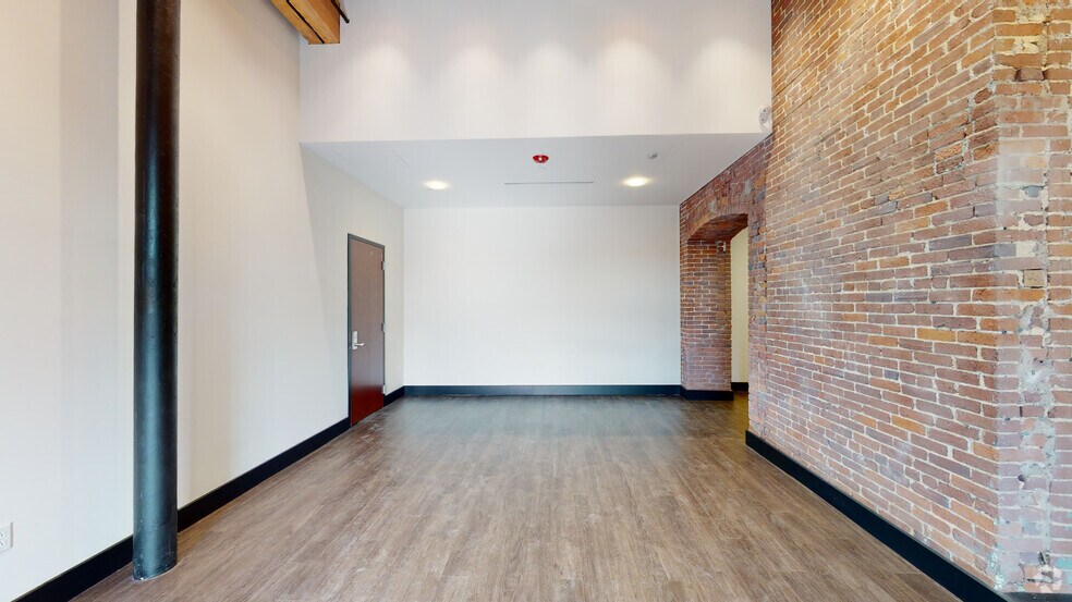 2400 8th Ave, Altoona, PA à vendre - Numérisation 3D Matterport – Image 2 sur 41