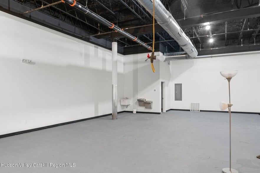 311 Wall St, Kingston, NY à louer - Photo intérieure – Image 3 sur 4