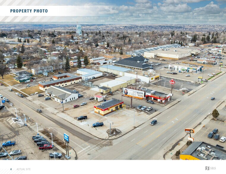 1738 S Broadway, Minot, ND à vendre - Photo de l’immeuble – Image 3 sur 10