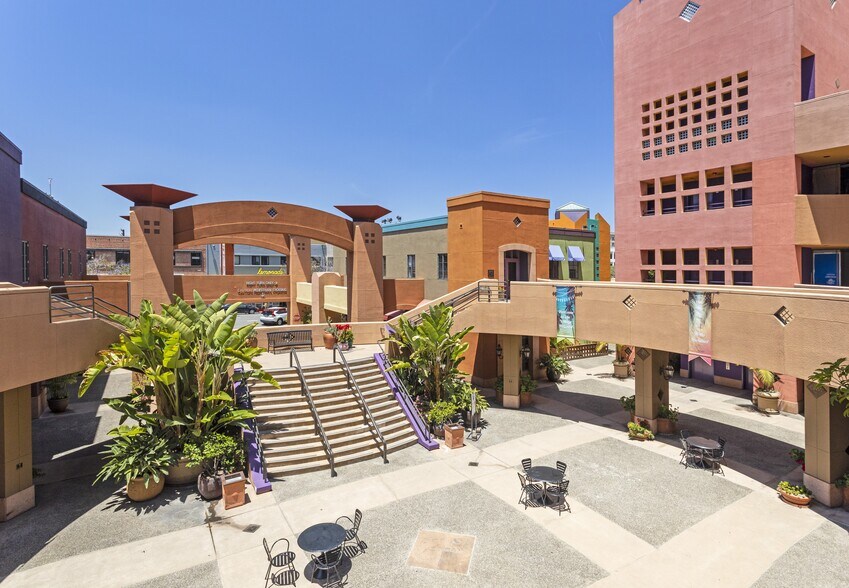 501-555 Washington St, San Diego, CA à louer - Photo de l’immeuble – Image 1 sur 2