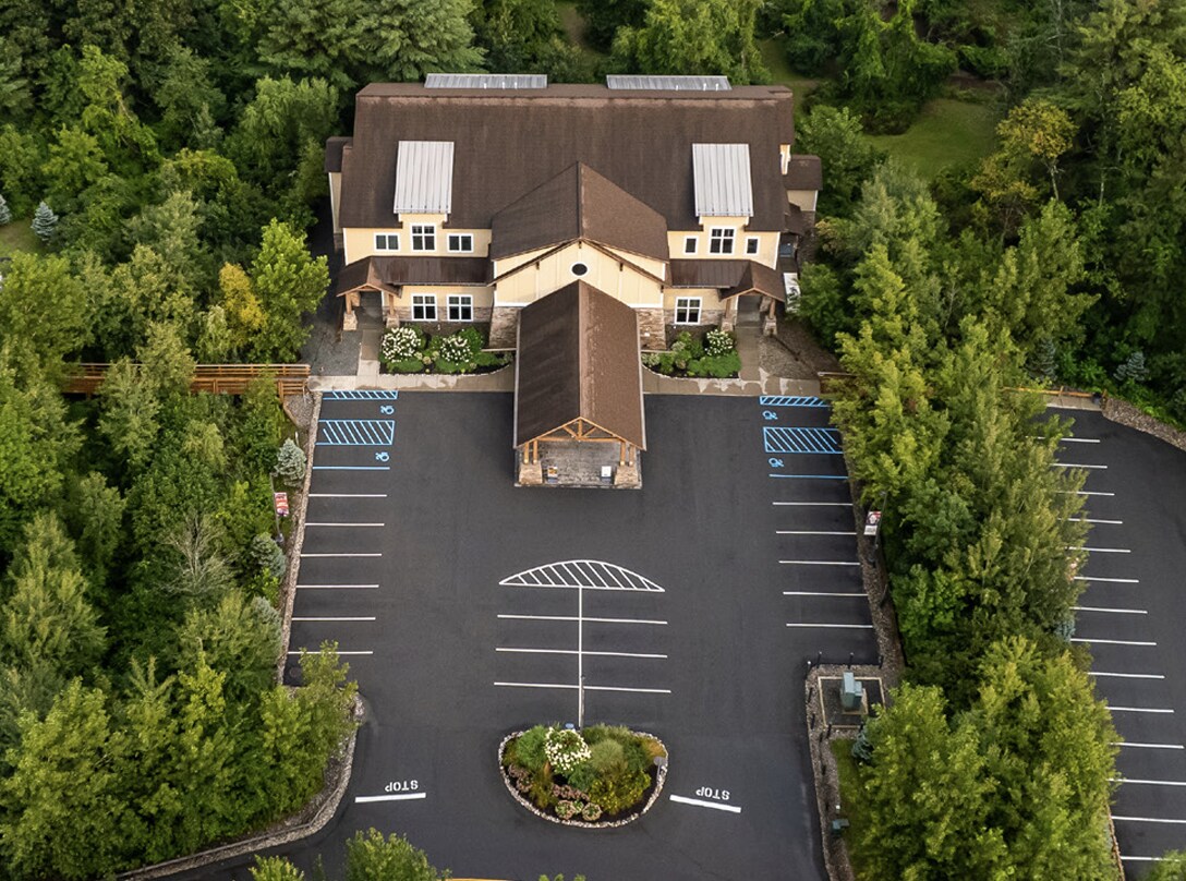 The Smile Lodge Pediatric Dentistry MOB portefeuille de 3 biens à vendre sur LoopNet.fr Photo de l’immeuble– Image 1 sur 4