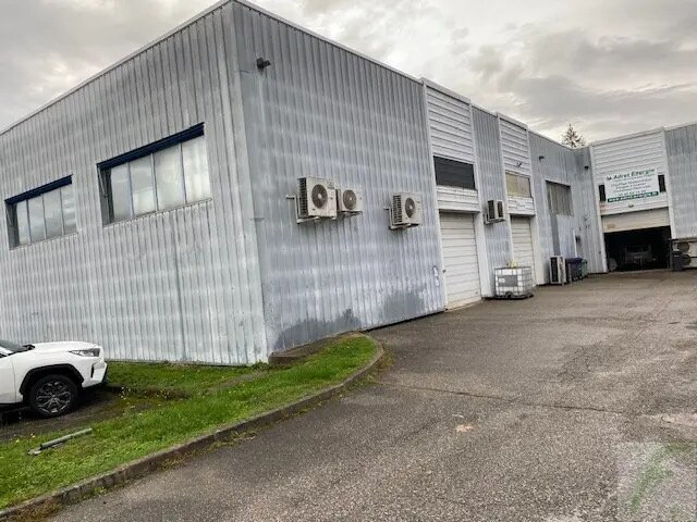 Local d’activités dans Alby-sur-Chéran à louer - Photo de l’immeuble – Image 2 sur 3