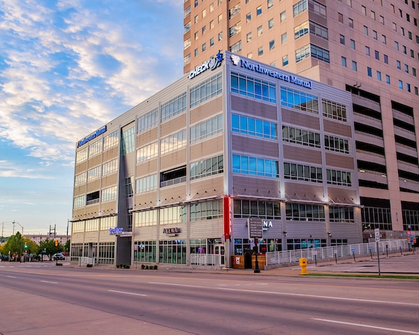 201 S Denver Ave, Tulsa, OK à louer Photo de l’immeuble– Image 1 sur 12