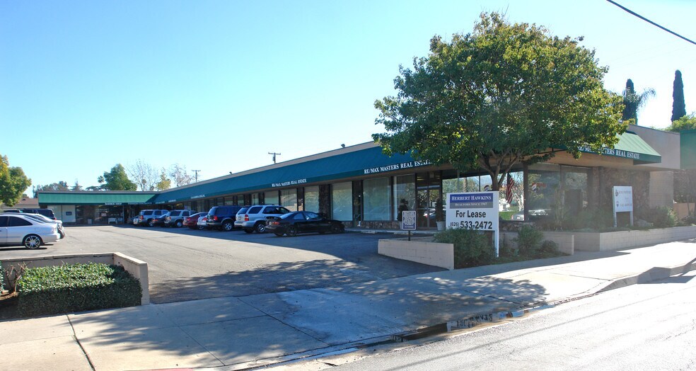620-648 S Barranca Ave, Covina, CA à louer - Photo de l’immeuble – Image 3 sur 20