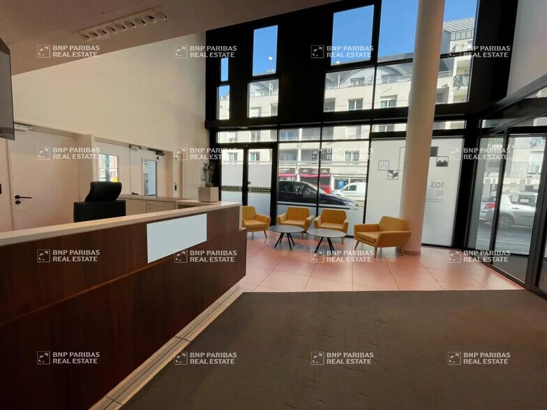 Bureau dans Saint-Herblain à louer - Photo de l’immeuble – Image 3 sur 24