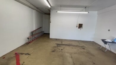 18409 Avalon Blvd, Carson, CA à louer - Vidéo sur l’annonce professionnelle