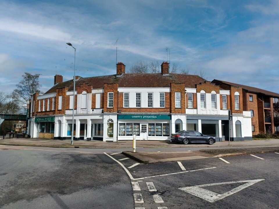 1-9 Howard Park Corner, Letchworth Garden City à vendre Photo de l’immeuble– Image 1 sur 5