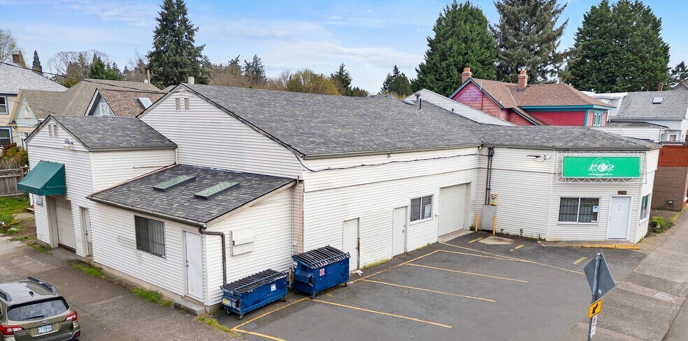 3511 SE Belmont St, Portland, OR à vendre - Photo principale – Image 1 sur 6