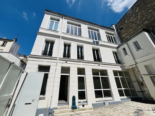 Plus de détails pour 125 Rue De Charonne, Paris - Bureau à louer