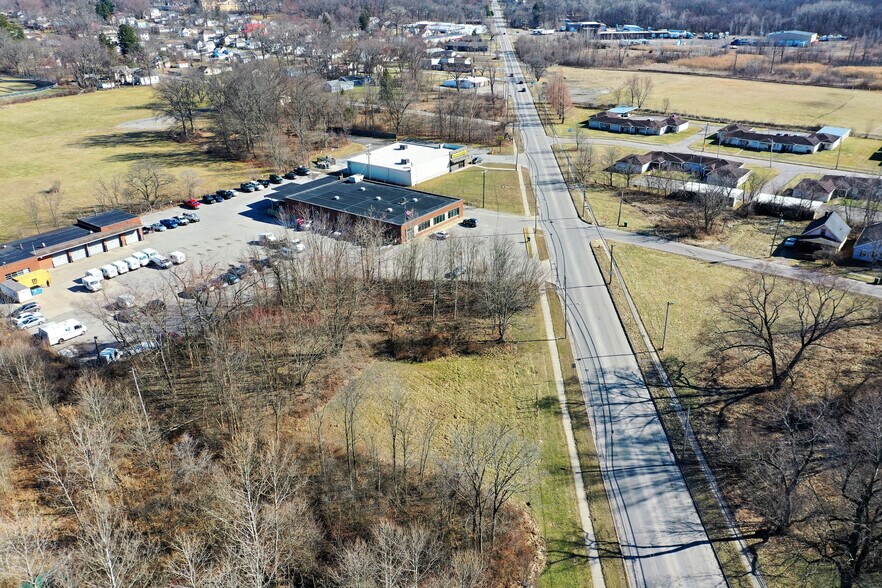 2760 Niles Road Southeast, Warren, OH à vendre - Photo de l’immeuble – Image 2 sur 5