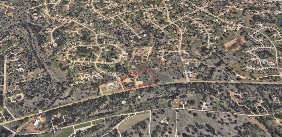 806 Via Principale, New Braunfels, TX à vendre - Photo de l’immeuble – Image 2 sur 7