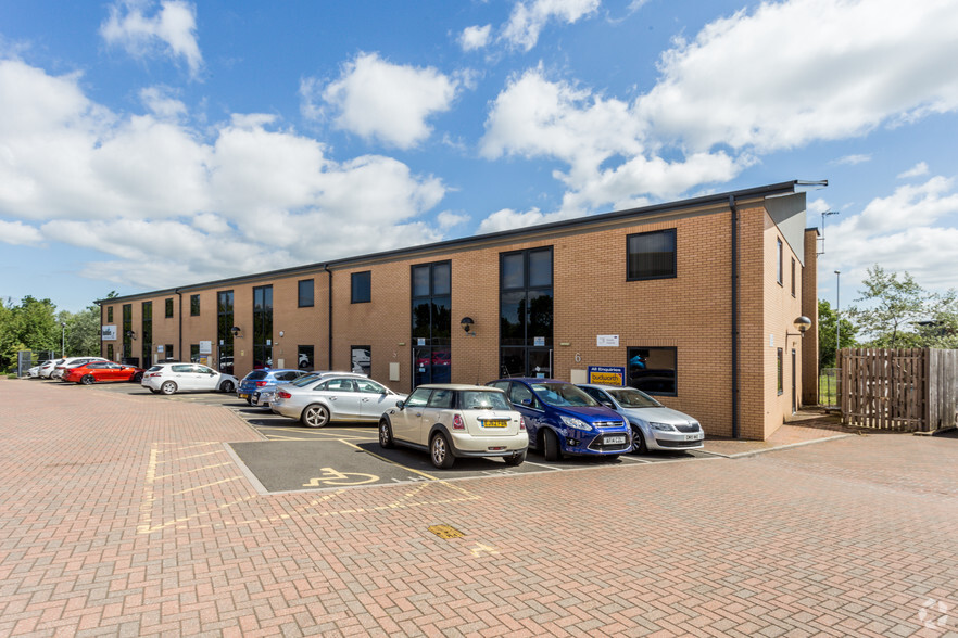 Saxon Way, Corby à vendre - Photo de l’immeuble – Image 3 sur 6