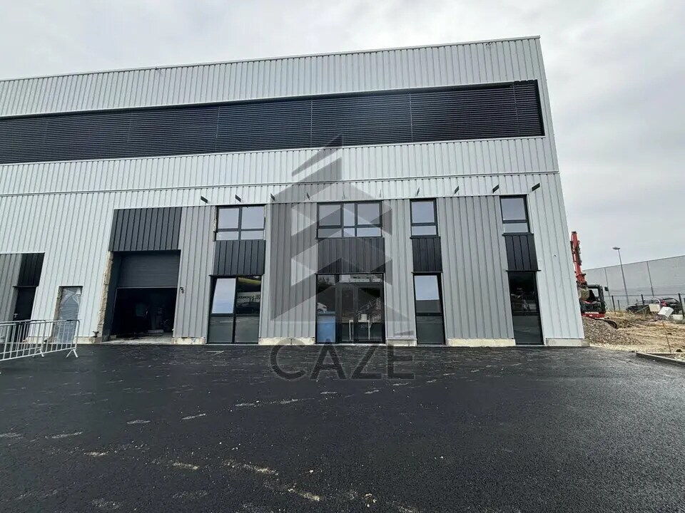 Local d’activités dans Lormont à louer Photo de l’immeuble– Image 1 sur 5