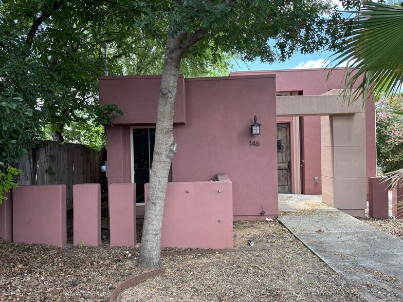 146 Babcock Rd, San Antonio, TX à vendre - Photo de l’immeuble – Image 3 sur 14