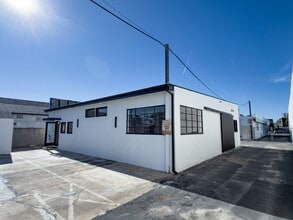 1984 Placentia Ave, Costa Mesa, CA à louer Photo intérieure– Image 1 sur 7