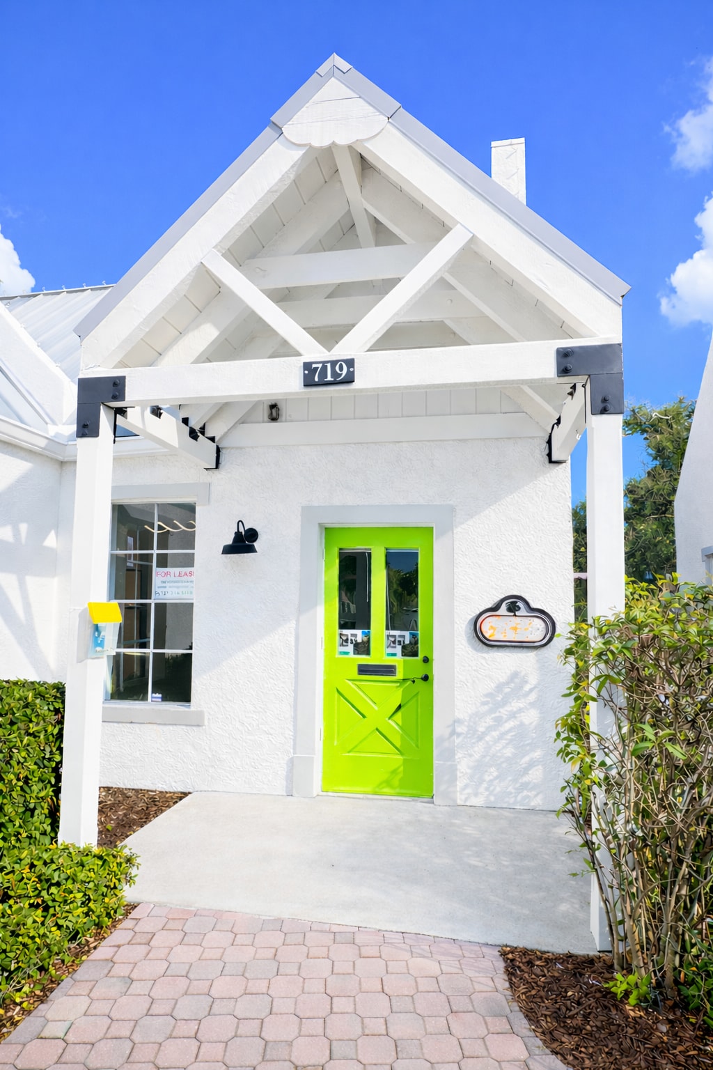 717-719 Broadway, Dunedin, FL à louer Photo principale– Image 1 sur 13