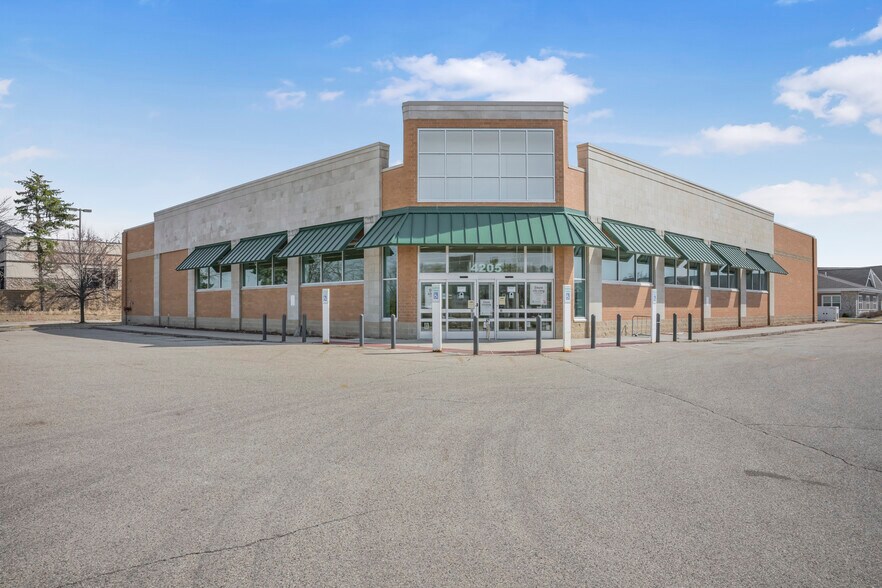 4205-4225 Egan Dr, Savage, MN à louer - Photo de l’immeuble – Image 2 sur 17