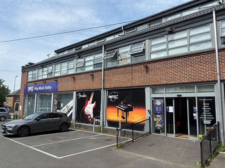 381 Cowley Rd, Oxford à louer - Photo de l’immeuble – Image 3 sur 3