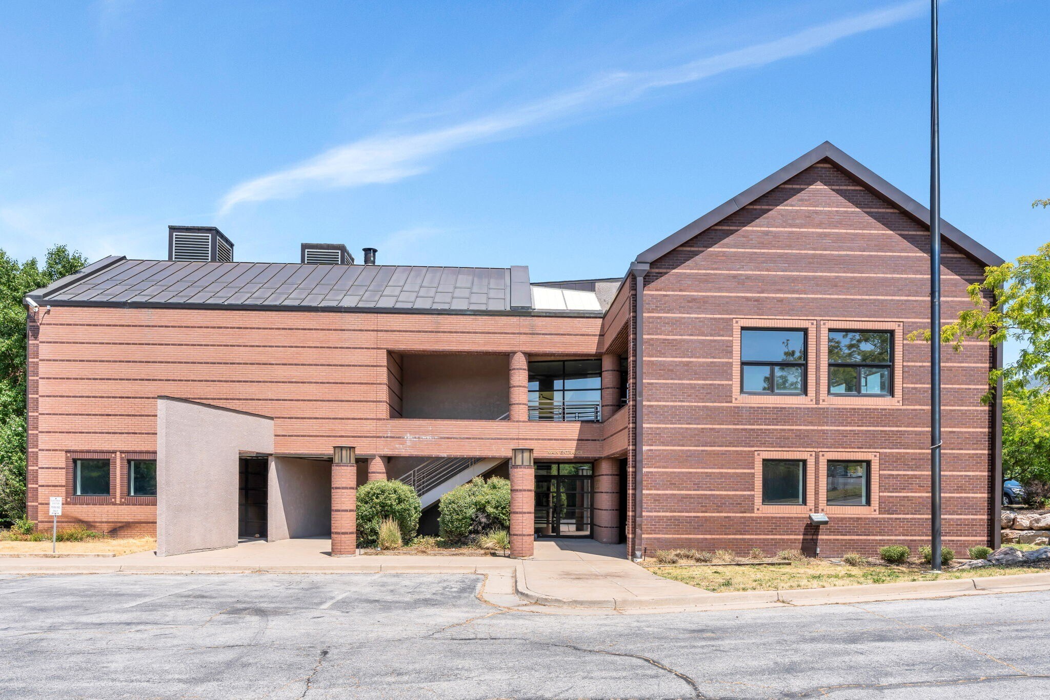 3625 Harrison Blvd, Ogden, UT à vendre Photo principale– Image 1 sur 49