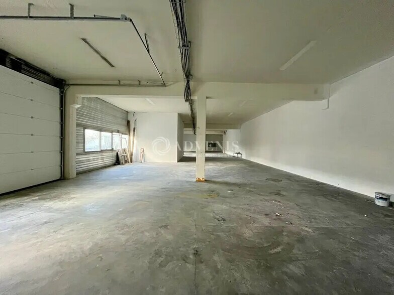 Local d’activités dans Taverny à louer - Photo intérieure – Image 2 sur 17